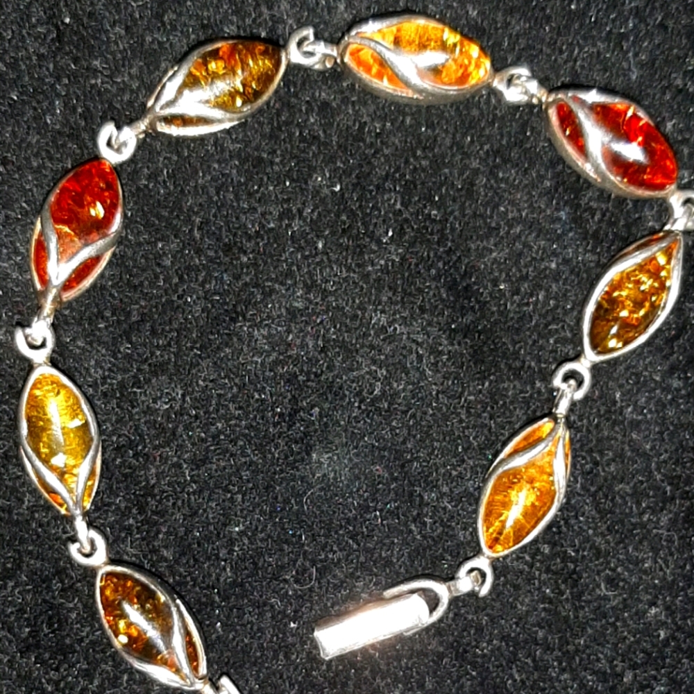 Wholesale lot of antique jewelry
